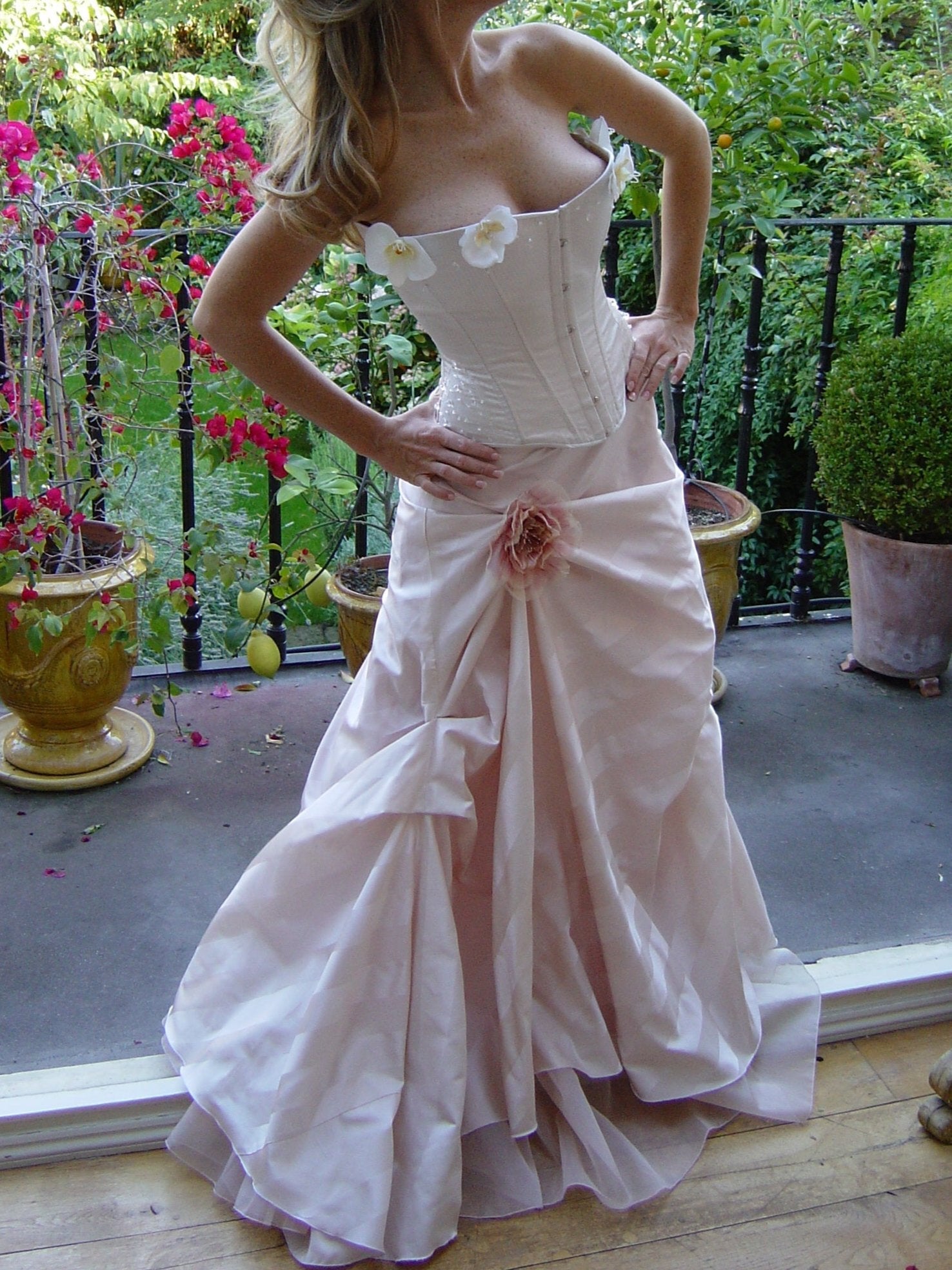 Eternal Elegance:Unveiling  Love,s Couture for your Wedding  .