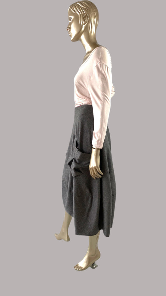 Emmanuel  style skier , Buble ,Tulip style wool skirt with Pockets
